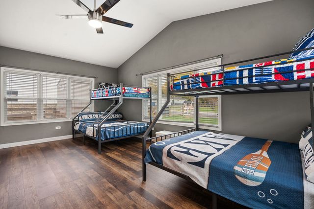 789 S Lakeview Drive, Lowell, IN 46356