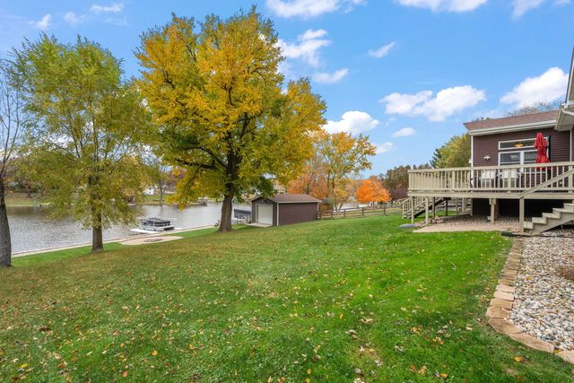 789 S Lakeview Drive, Lowell, IN 46356