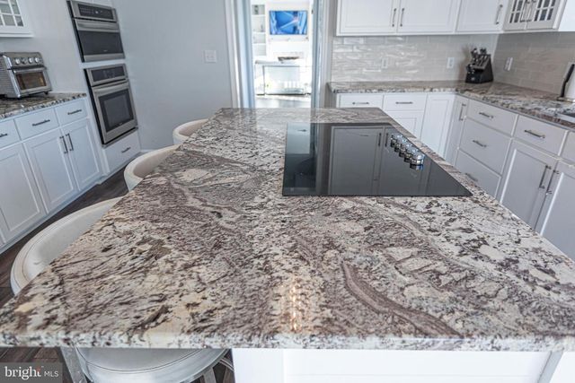 10 RINGED NECK LN, Camden Wyoming, DE 19934