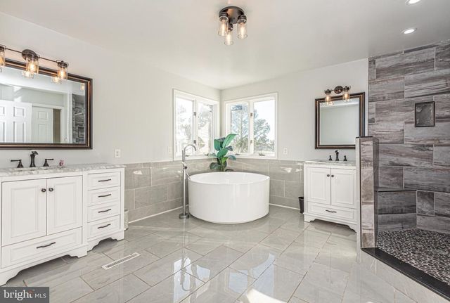 10 RINGED NECK LN, Camden Wyoming, DE 19934