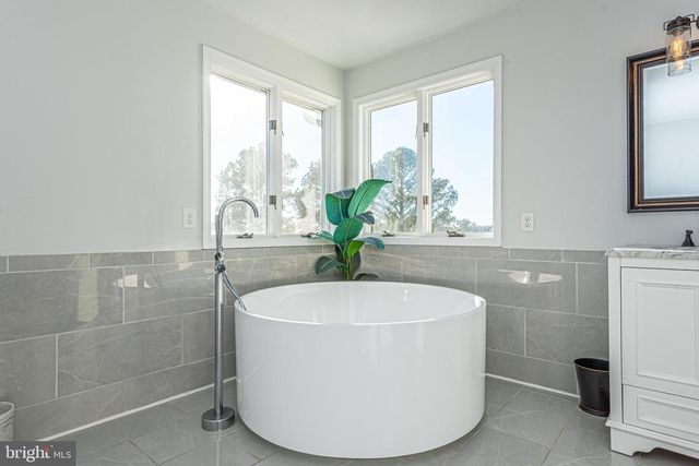 10 RINGED NECK LN, Camden Wyoming, DE 19934