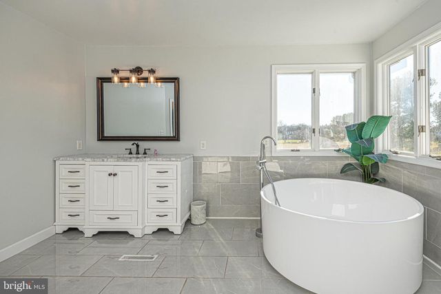 10 RINGED NECK LN, Camden Wyoming, DE 19934