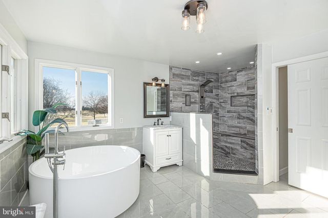 10 RINGED NECK LN, Camden Wyoming, DE 19934