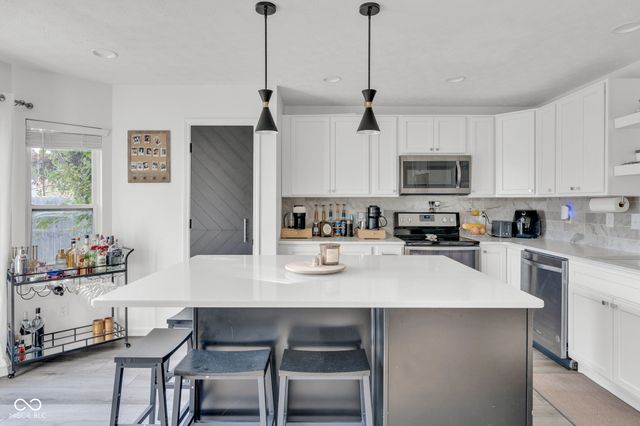 12039 Jesterwood Drive, Fishers, IN 46037