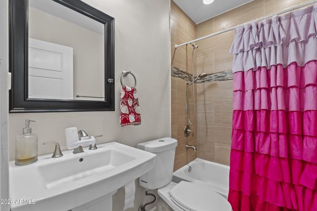 2302 W ORANGE Drive, Phoenix, AZ 85015