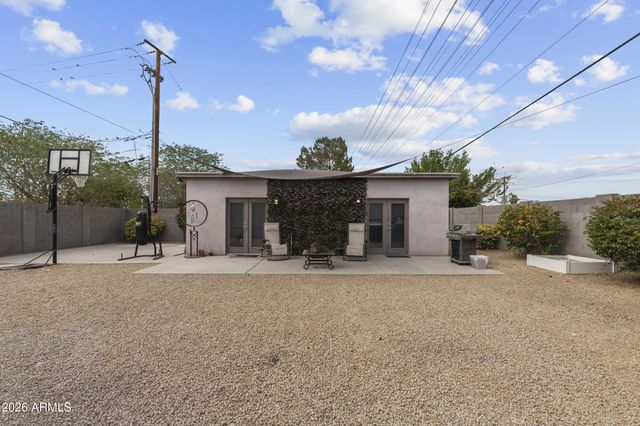 2302 W ORANGE Drive, Phoenix, AZ 85015