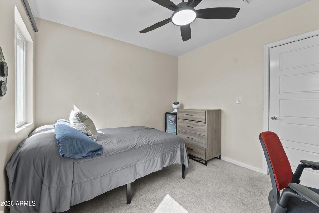Image 26 of property listing at 2302 W ORANGE Drive, Phoenix, AZ 85015