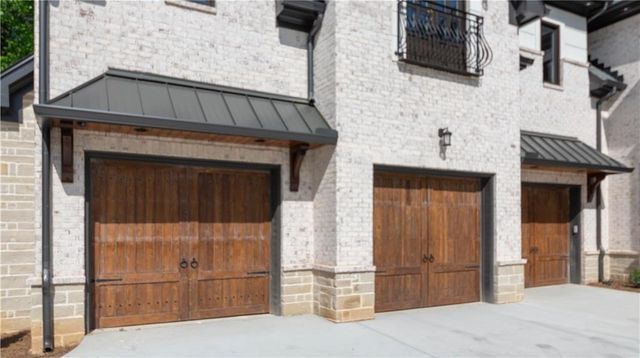 10765 Shallowford Road, Roswell, GA 30075