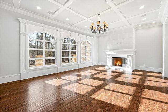 10765 Shallowford Road, Roswell, GA 30075