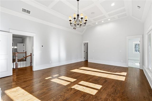 10765 Shallowford Road, Roswell, GA 30075