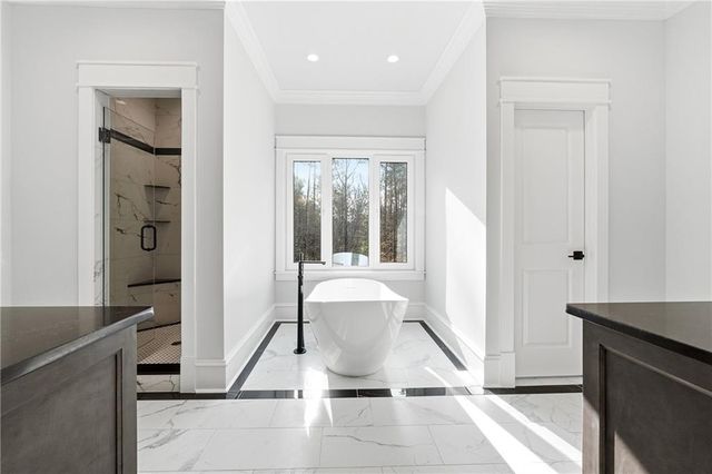 10765 Shallowford Road, Roswell, GA 30075