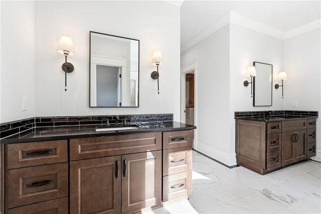 10765 Shallowford Road, Roswell, GA 30075