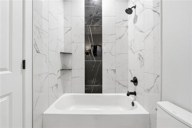 10765 Shallowford Road, Roswell, GA 30075