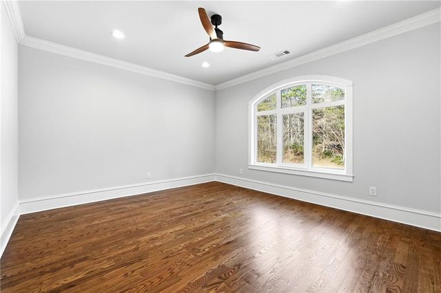 10765 Shallowford Road, Roswell, GA 30075