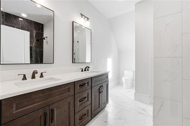 10765 Shallowford Road, Roswell, GA 30075