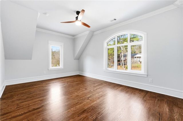 10765 Shallowford Road, Roswell, GA 30075