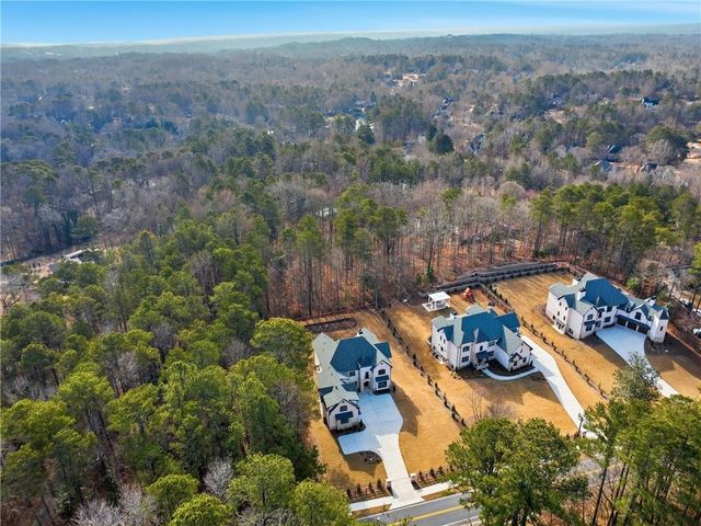 10765 Shallowford Road, Roswell, GA 30075