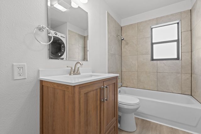 217 Clinton Drive, Weatherford, TX 76086