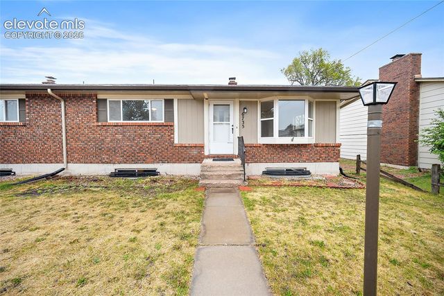 6735 Hampton Drive, Colorado Springs, CO 80918