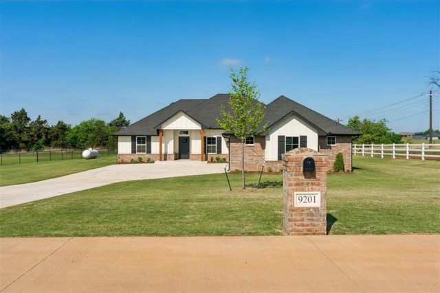 9201 Regado Court, Guthrie, OK 73044