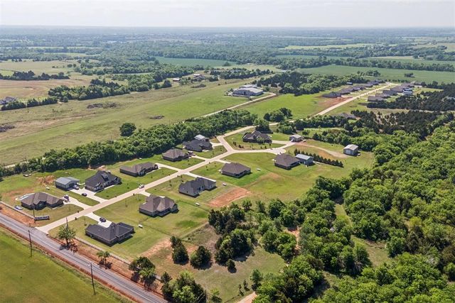9201 Regado Court, Guthrie, OK 73044