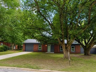 103 Fore Street, Gulfport, MS 39503
