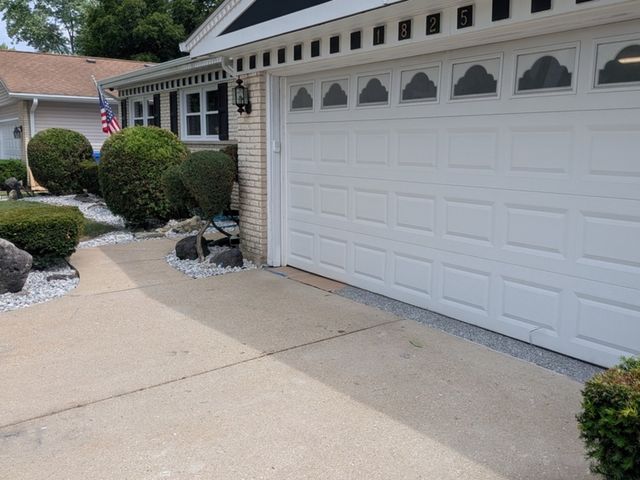 1825 E Sitka Lane E, Mount Prospect, IL 60056
