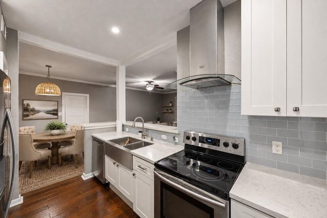1201 Bering Drive 1, Houston, TX 77057