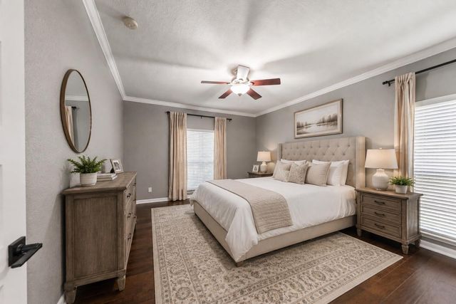 1201 Bering Drive 1, Houston, TX 77057