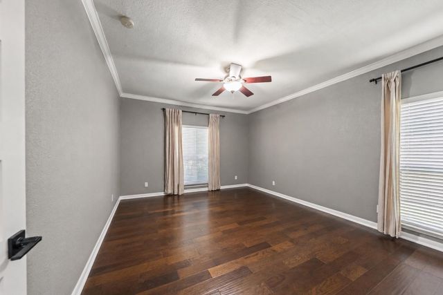 1201 Bering Drive 1, Houston, TX 77057