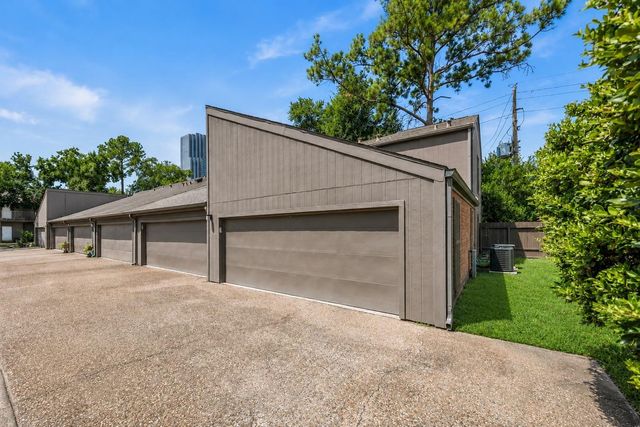 1201 Bering Drive 1, Houston, TX 77057