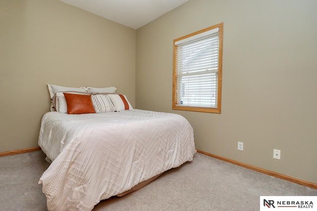 6944 Whitewater Lane, Lincoln, NE 68521