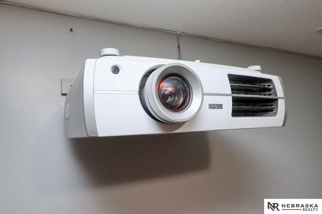 6944 Whitewater Lane, Lincoln, NE 68521