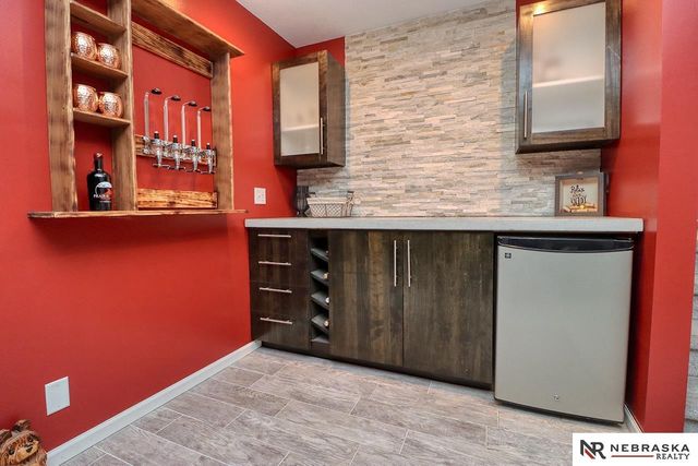 6944 Whitewater Lane, Lincoln, NE 68521