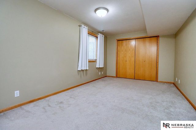 6944 Whitewater Lane, Lincoln, NE 68521