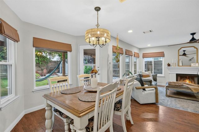 1209 Tetbury LN, Austin, TX 78748