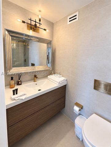 2301 Collins Ave 1019, Miami Beach, FL 33139
