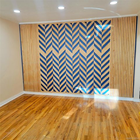 11409 204th Street, Saint Albans, NY 11412