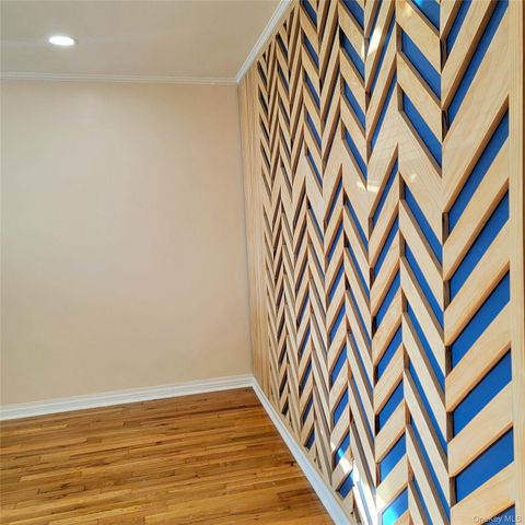 11409 204th Street, Saint Albans, NY 11412