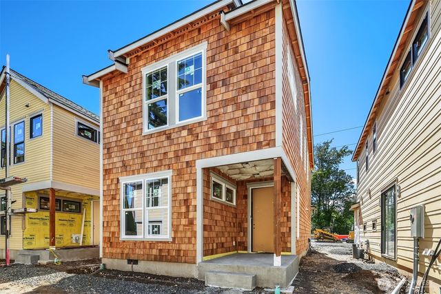 12511 NE 94th Street, Kirkland, WA 98033