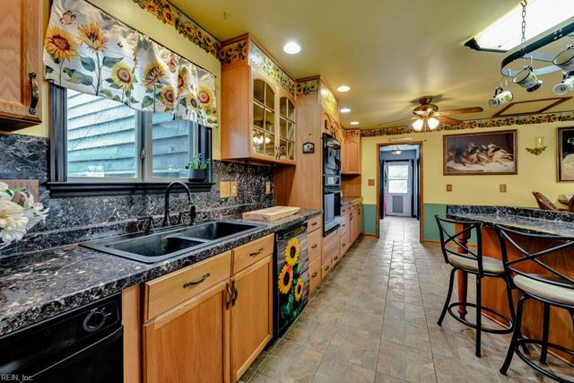 113 Mirror Lake DR, Williamsburg, VA 23188