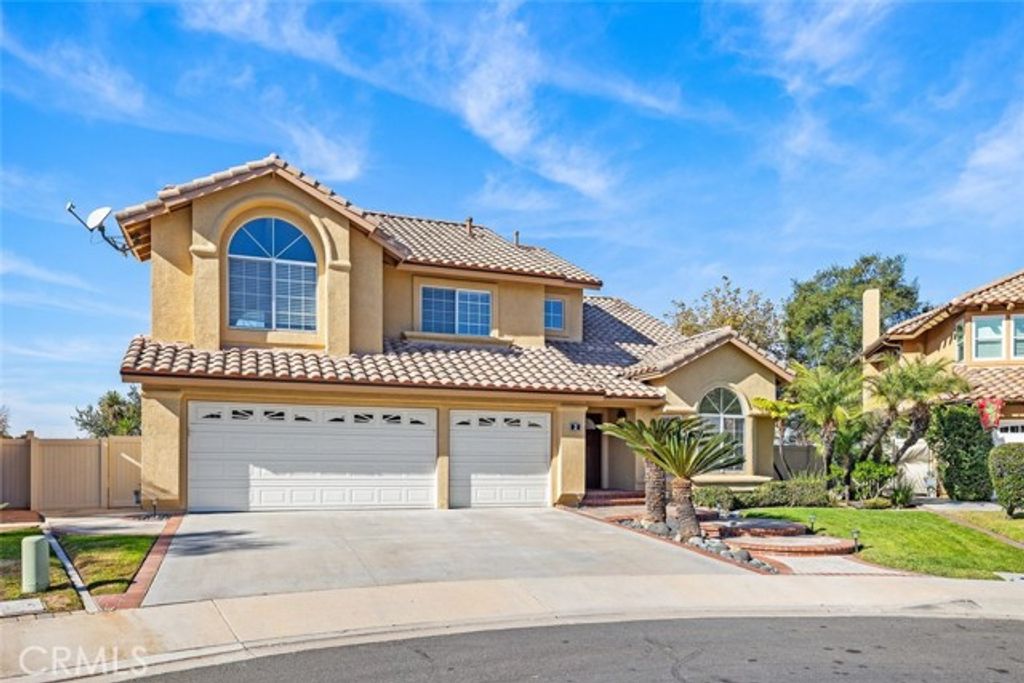 2 Crystalglen, Aliso Viejo, CA 92656