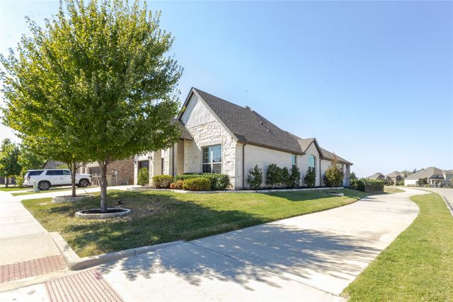 800 Promise Drive, Heath, TX 75126