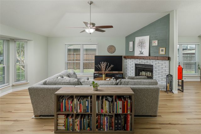 4826 Orchard Drive, Sachse, TX 75048