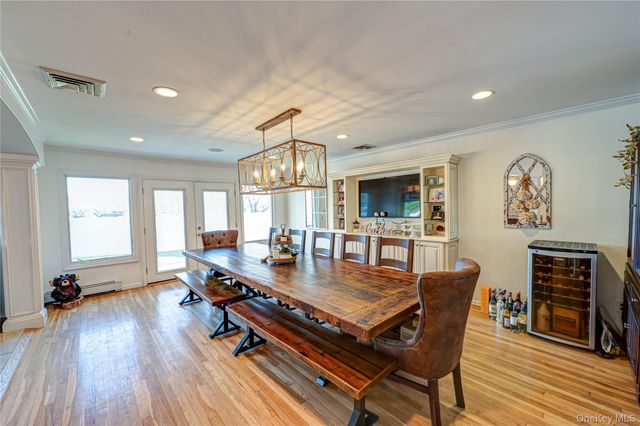 1 Glenrich Drive, Saint James, NY 11780