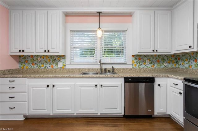 407 W Crawford Street, Mebane, NC 27302