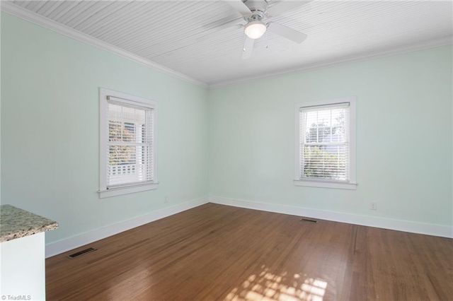 407 W Crawford Street, Mebane, NC 27302
