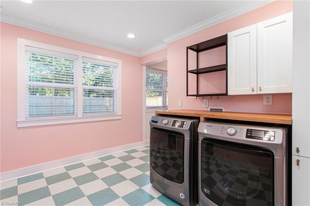 407 W Crawford Street, Mebane, NC 27302