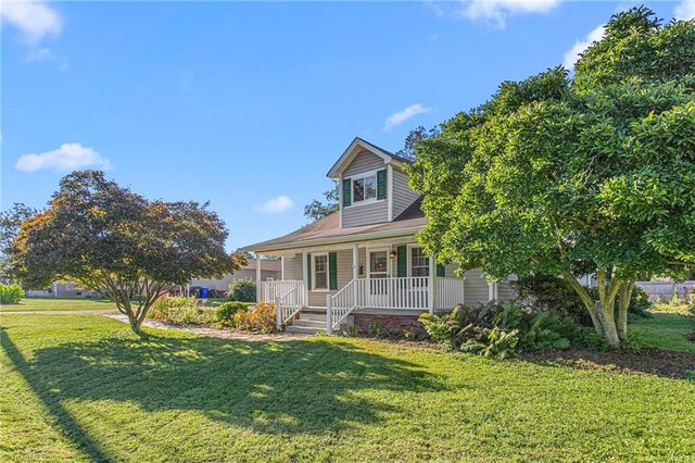 407 W Crawford Street, Mebane, NC 27302
