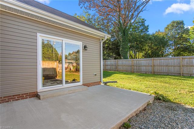 407 W Crawford Street, Mebane, NC 27302